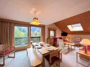Appartement skis aux pieds avec piscine et cheminée au centre de Méribel, 3 pièces pour 6 personnes - FR-1-180-137